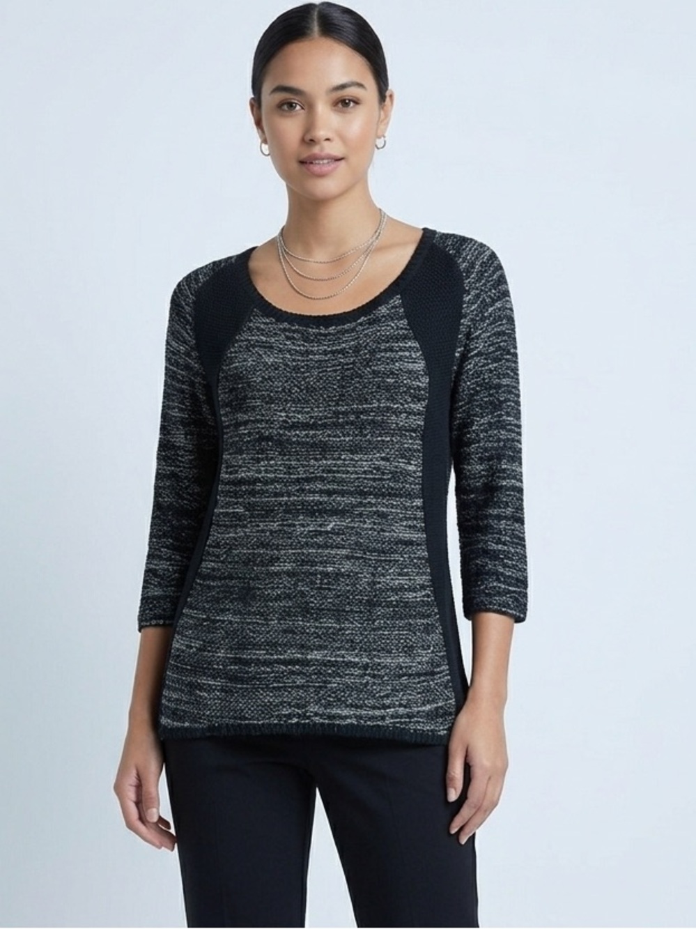 Black and White Top - Picture 1 of 4